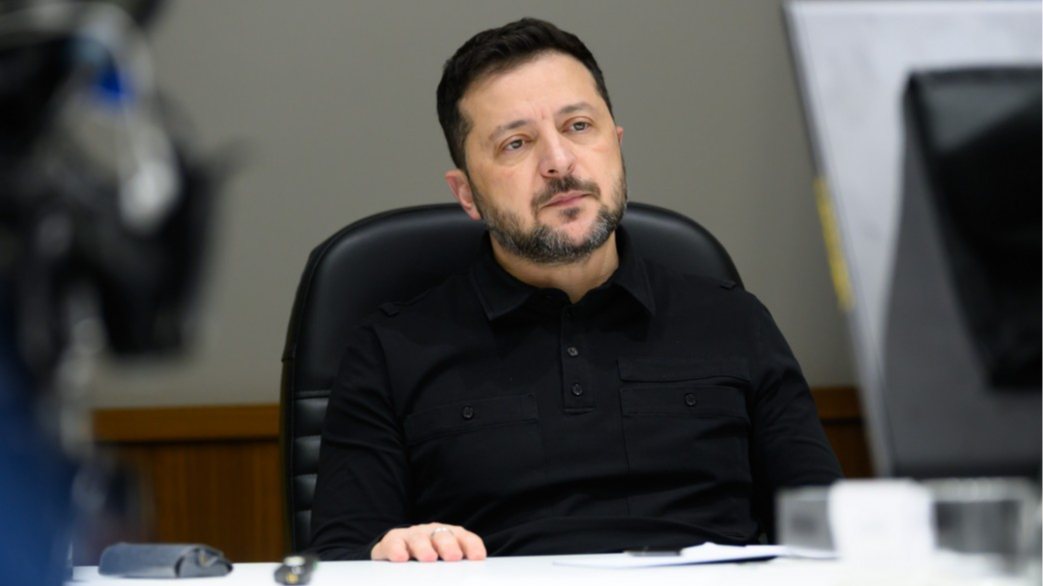 Зеленський заявив про готовність зупинити війну по лінії фронту
