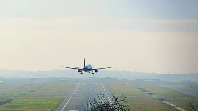 Британія обмежила повітряний простір над авіабазою Фейрфорд через інцидент із вибухівкою