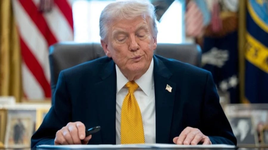 Трамп назвав «дурними людьми» тих, хто вимагав санкцій проти Росії