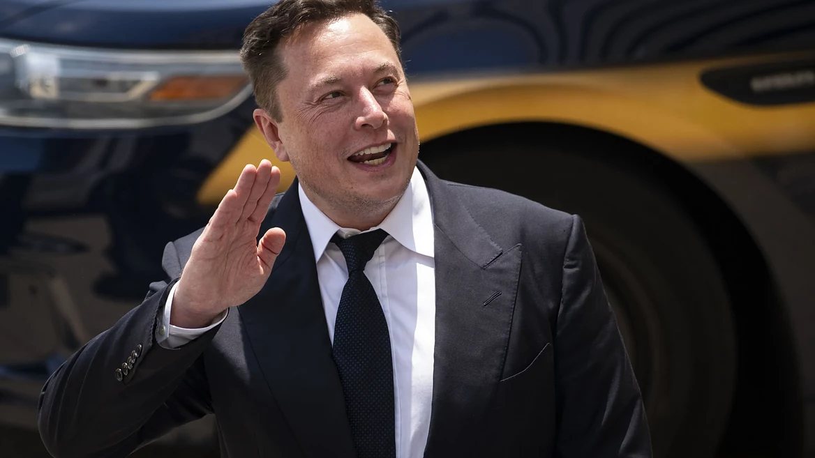 Путін заявив про координацію з SpaceX щодо супутників і назвав Маска «генієм»