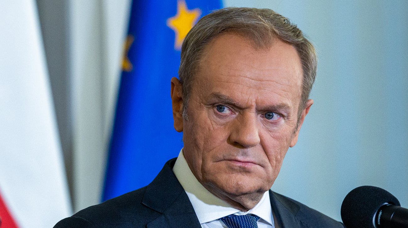 Туск очікує від Києва першого кроку після скандалу з орденом Білого Орла