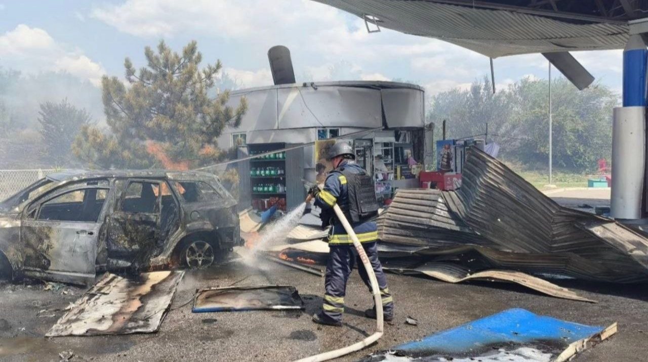 Внаслідок удару РФ по АЗС під Кривим Рогом загинули троє людей, зокрема 8-річна дитина