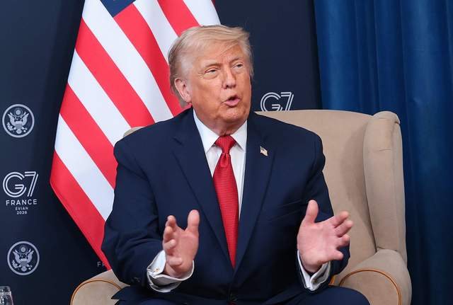 Трамп пообіцяв втрутитися у ситуацію зі Starlink для України