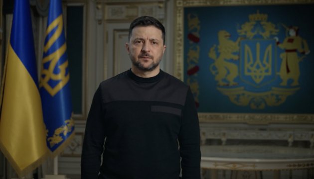 У Києві через атаку РФ пошкоджені посольство Литви, школа та будинки