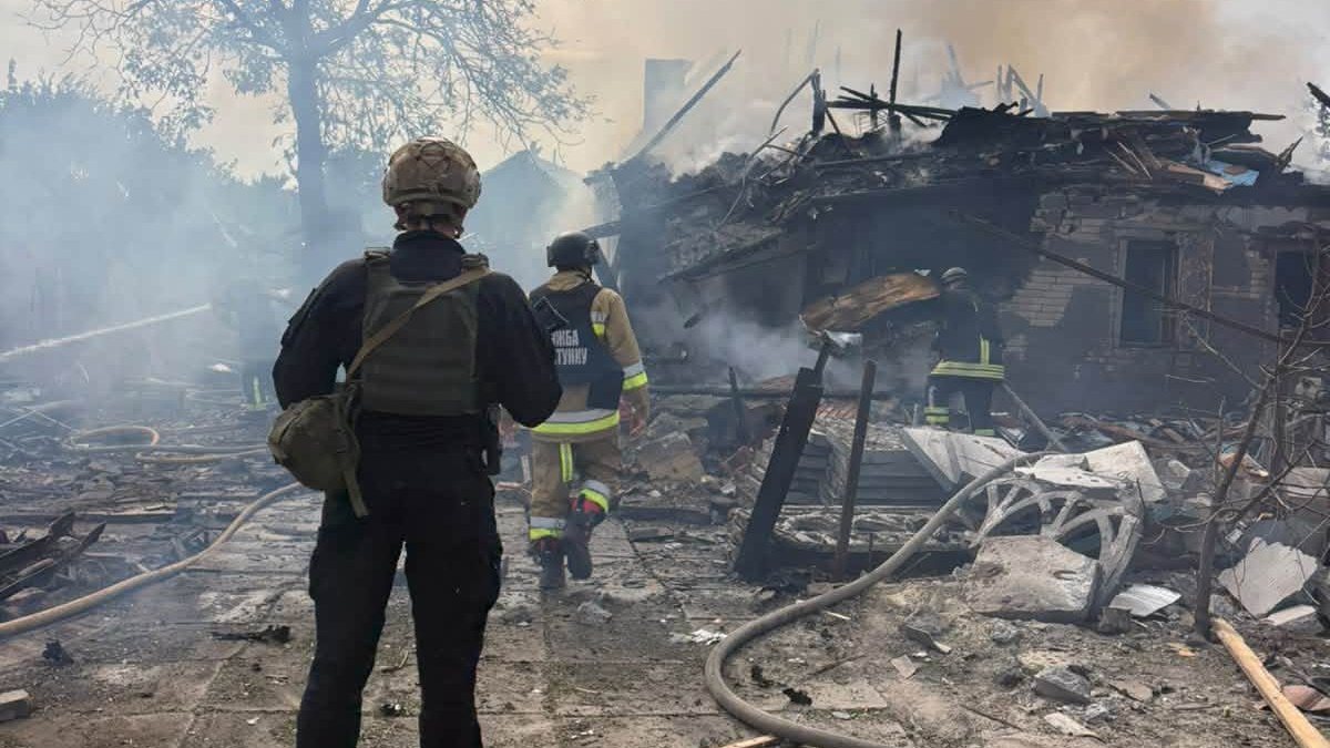 Росіяни вдарили «Смерчами» по Слов'янську: загинув 26-річний чоловік, ще один поранений
