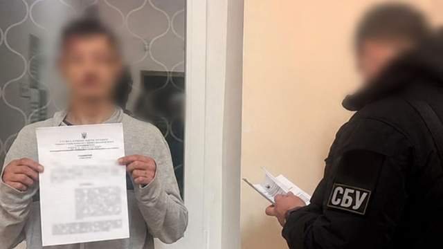 СБУ затримала росіянина, підозрюваного у вбивстві п'ятьох військових і рибалки на Харківщині