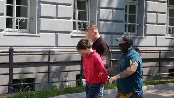 У Польщі 18-річному українцю загрожує довічне ув’язнення за напад із ножем на жінку у Вроцлаві
