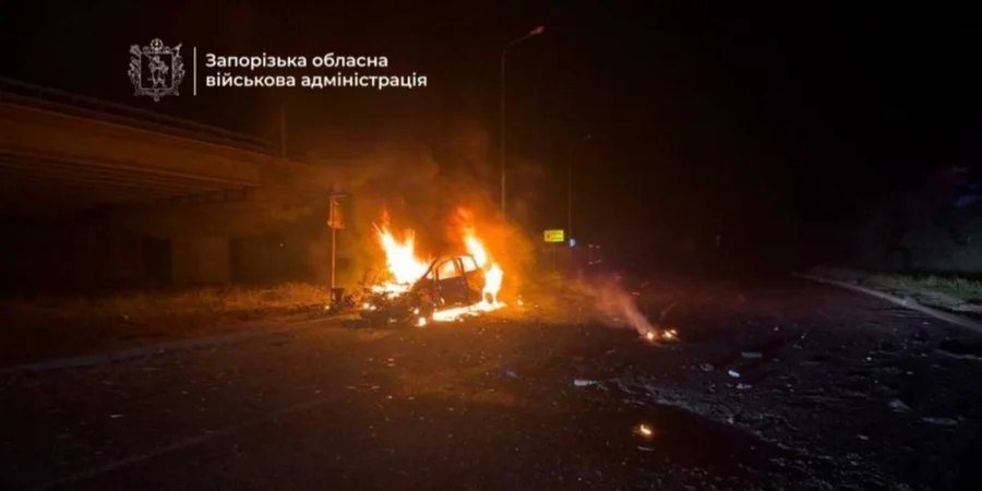 Російські дрони атакували мост через Дніпро в Запоріжжі, у Києві пошкоджено навчальний заклад