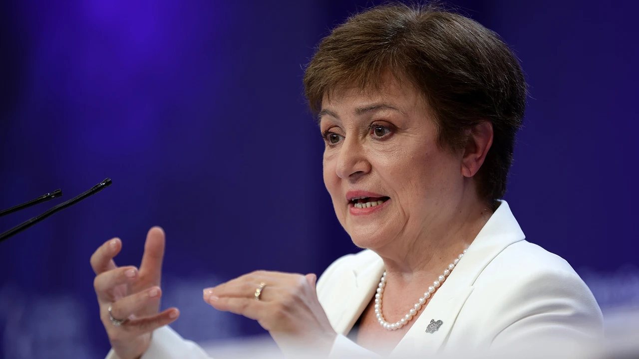 Глава МВФ: ШІ прискорює світову економіку, але посилює інфляцію та фінансові ризики