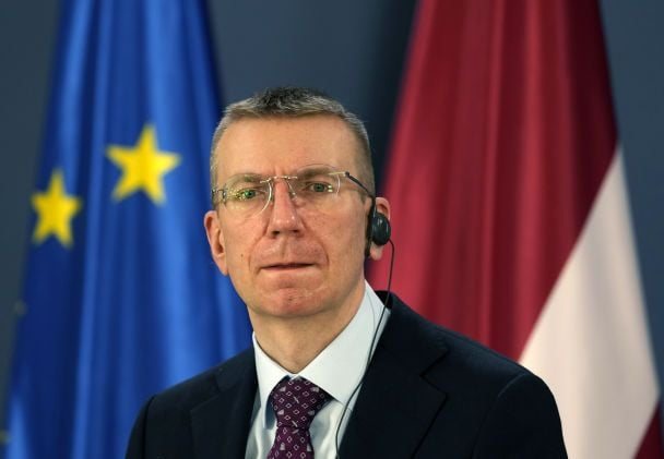 Президент Латвії: більшість країн НАТО не зможуть відбити російську ракетну атаку