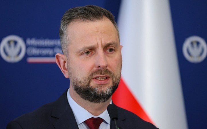 Міністр оборони Польщі наказав розсекретити військову допомогу Україні з 2022 року